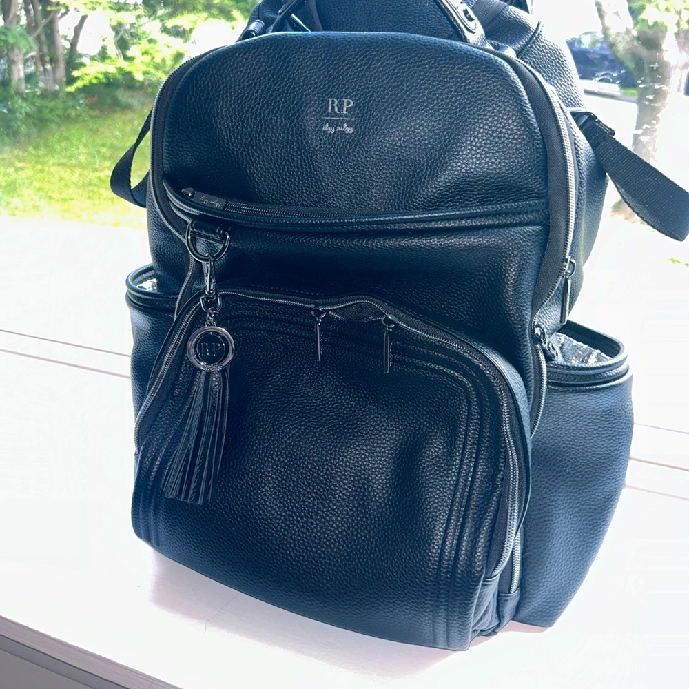 Itsy Ritsy Diaper backpack - Never been used